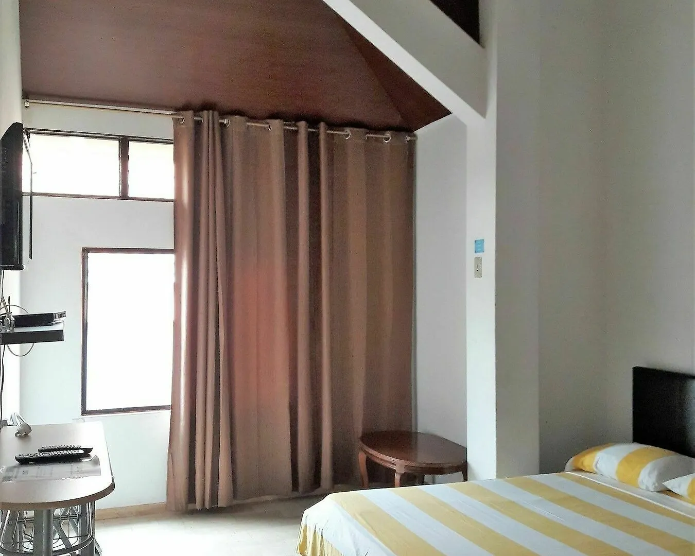 Casa Veraneras De Colinas Apartasuites 과야킬 아파트